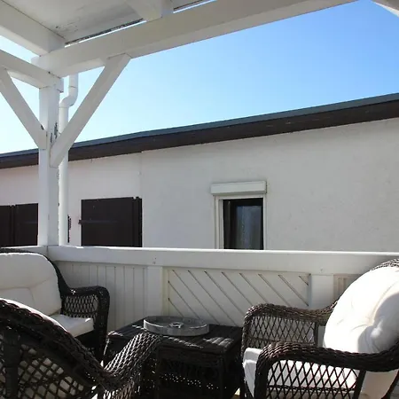 F-1016 Haus Maigloeckchen Doppelzimmer 01 Mit Fruehstueck